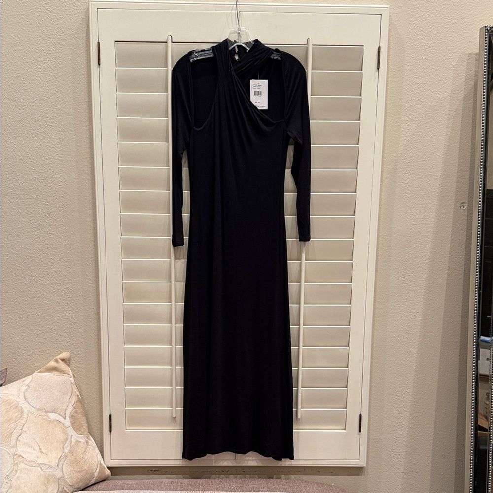Elegant Black Long Sleeve Dress By Fourteenth Place